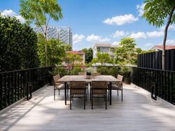Shrewsbury Road (D11), Terrace #583921271